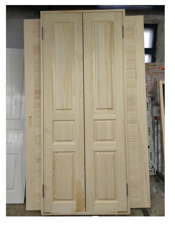 Дверной блок из массива